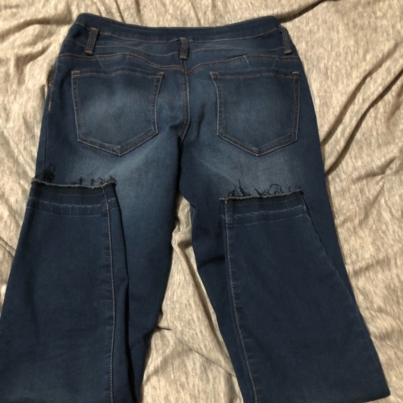 Jeans - Picture 3 of 3